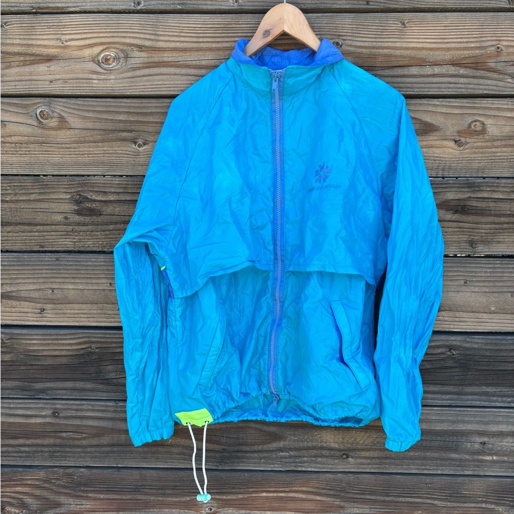 Vintage windbreaker - size medium - made in Portland!
